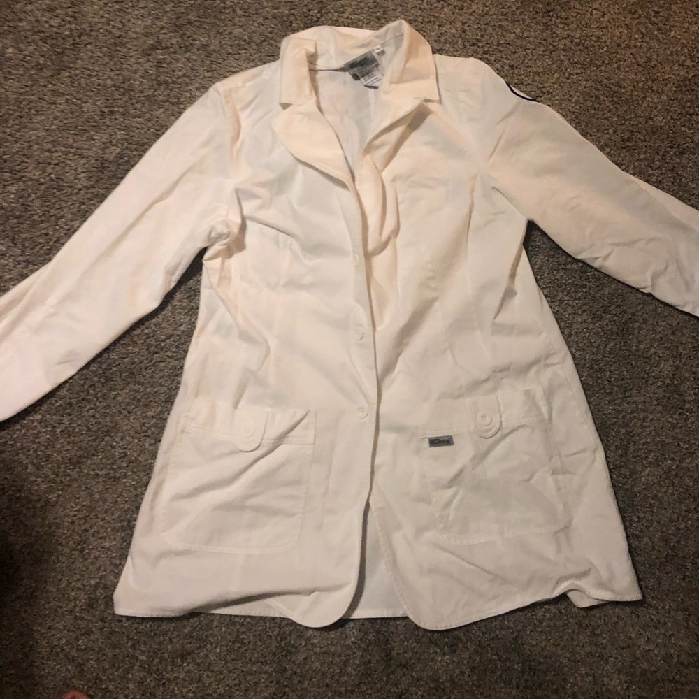 Grey’s anatomy white coat